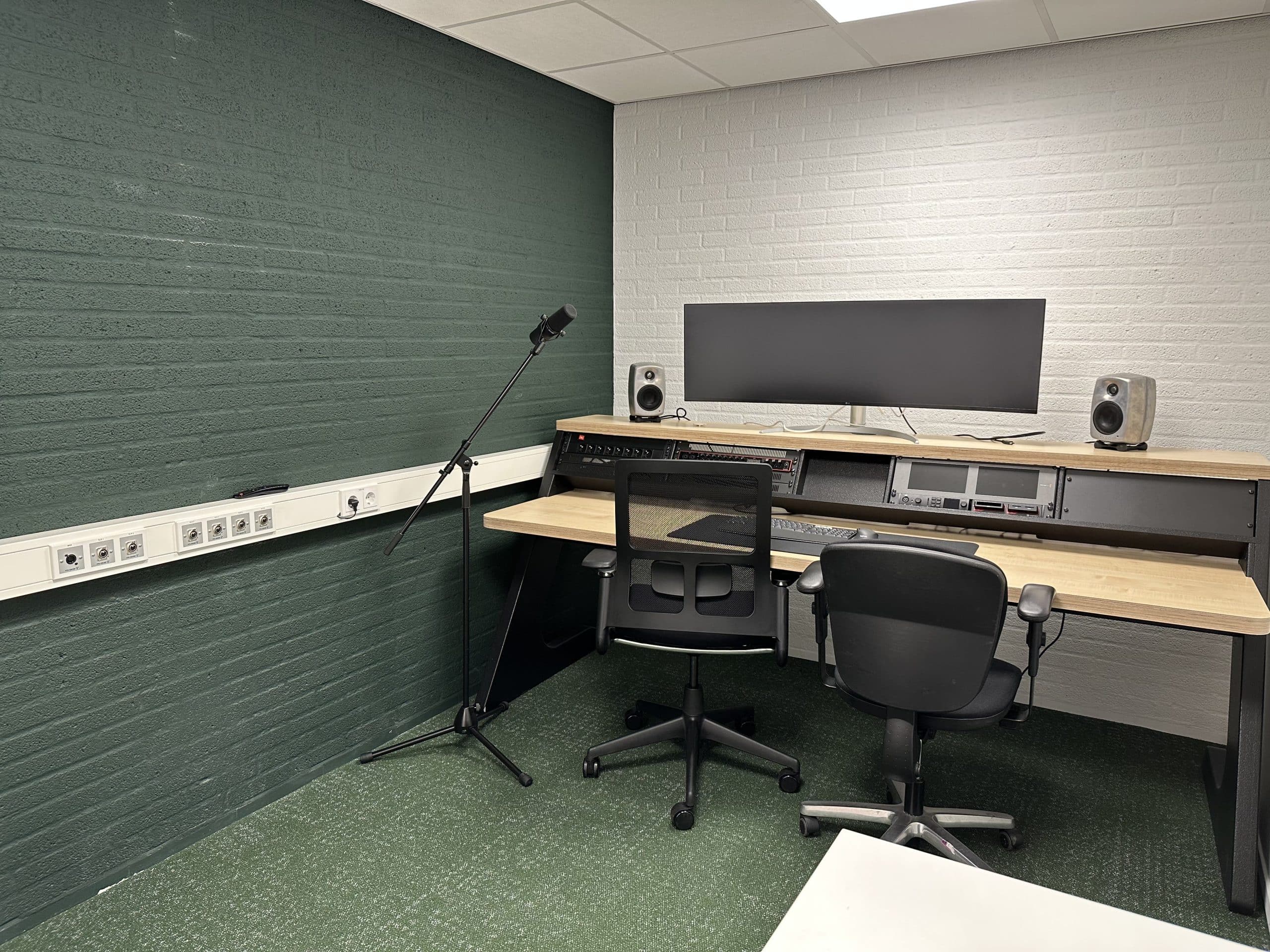 Edit Bay 2